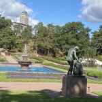 Presidentti Stubb on paikalla (lippu on salossa)