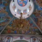 Lintulan luostarin kirkkosalin kupolin ja katon upeita maalauksia