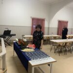 Juhlien valmistelua aamu kymmeneltä.