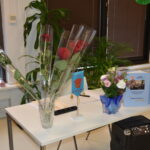 2. 65-v historiikit ja ruusut ansiomerkkien saajille