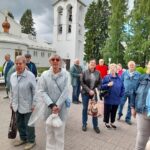 Opastuskierrosta odotellaan